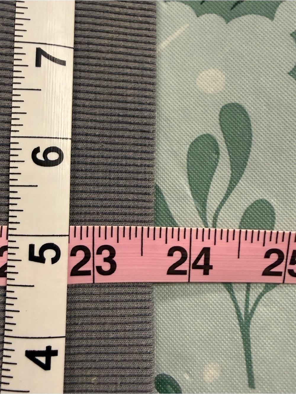 Alo - well loved sweatshirt - Picture 7 of 11
